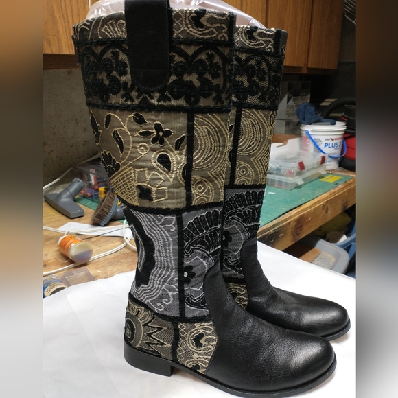 Leather / Fabric Riding Boots - Picture 2 of 9